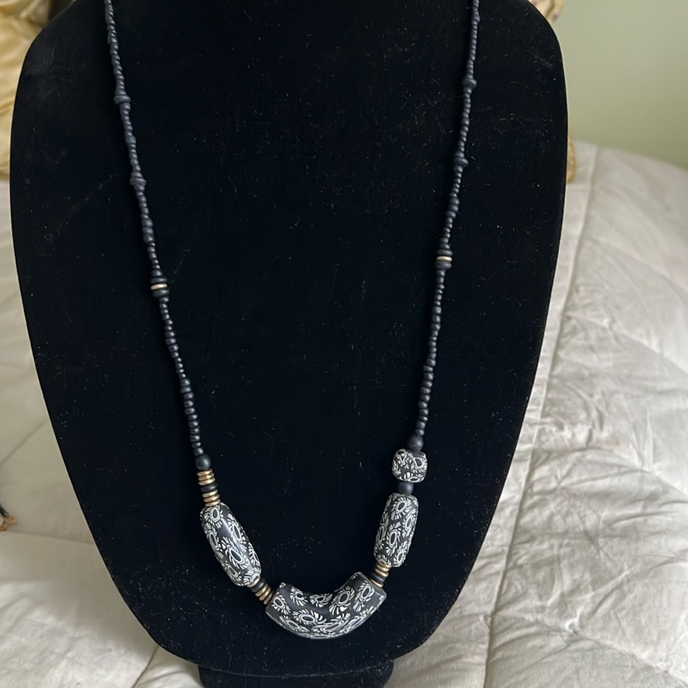 Gorgeous Black and White Polymer Clay Beaded Necklace NWT